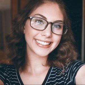 Meet your Posher, Mackenzie